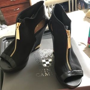 Vince Camuto wedges